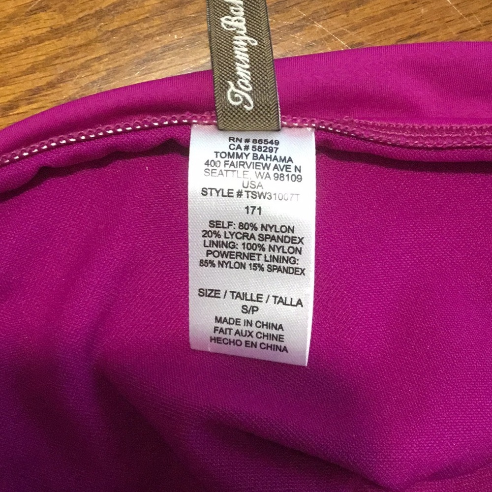Magenta Tommy Bahama tankini top - Picture 3 of 4
